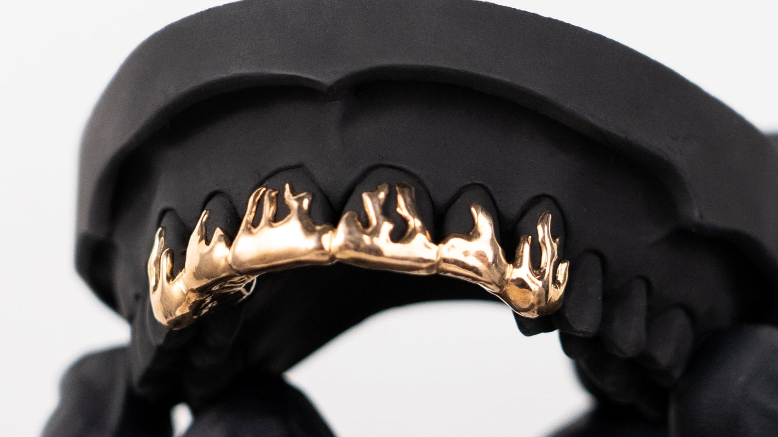 Flame Grillz  - Du entfachst Großes