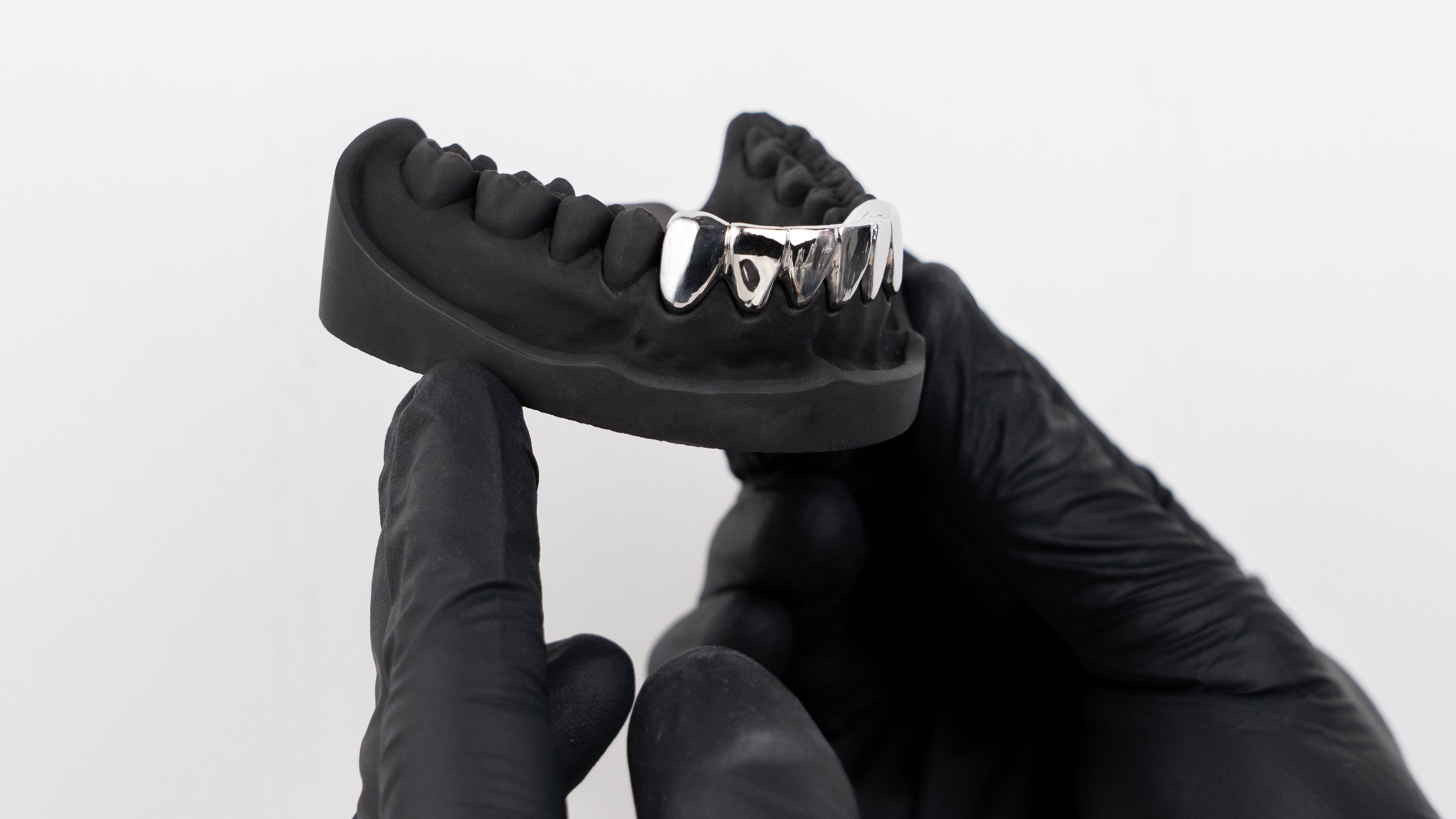 Full Cap Grillz - Massiv. Clean. Legendär.