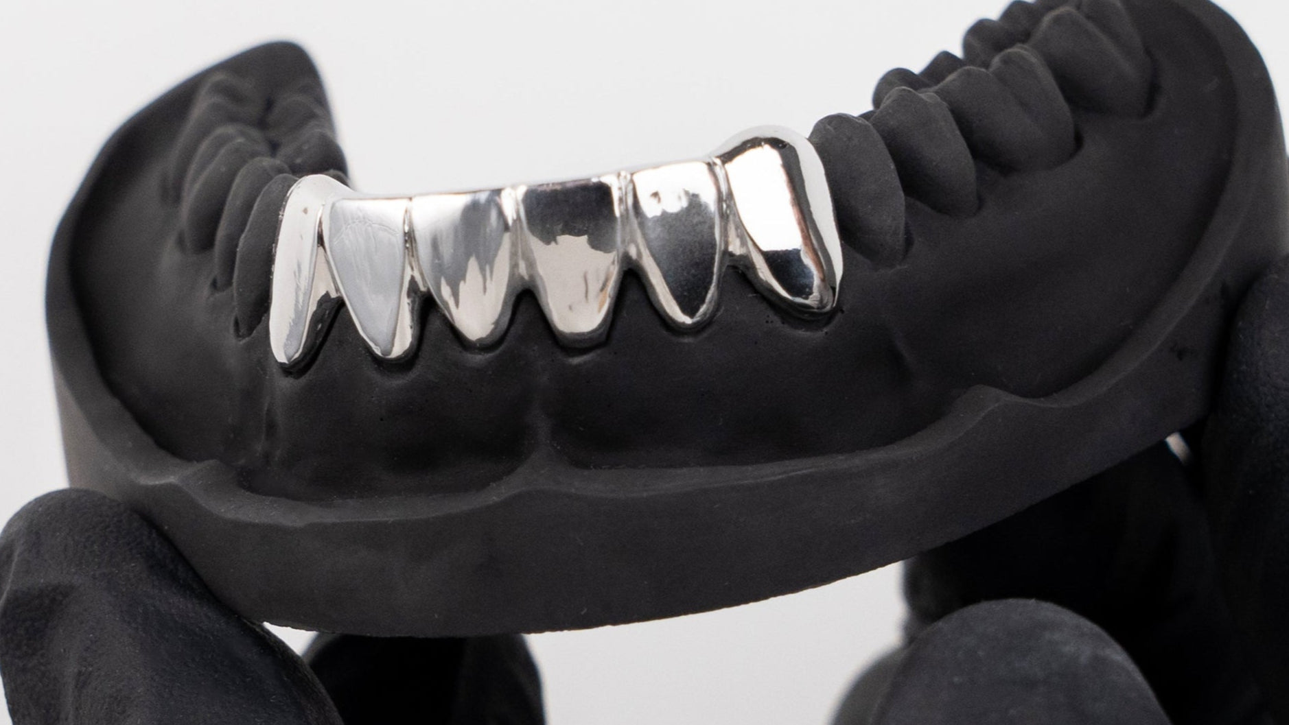 Full Cap Grillz - Massiv. Clean. Legendär.